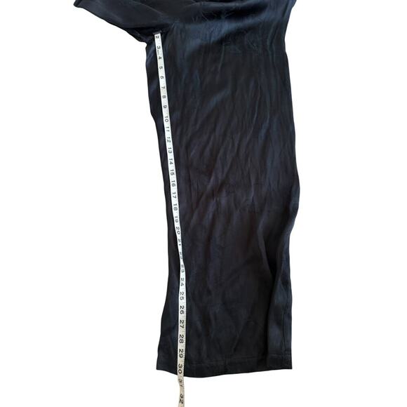 VICTORIA’S SECRET Wide Leg Floral Jacquard Deep V Cross Back Jumpsuit Black Sz S - Picture 9 of 12